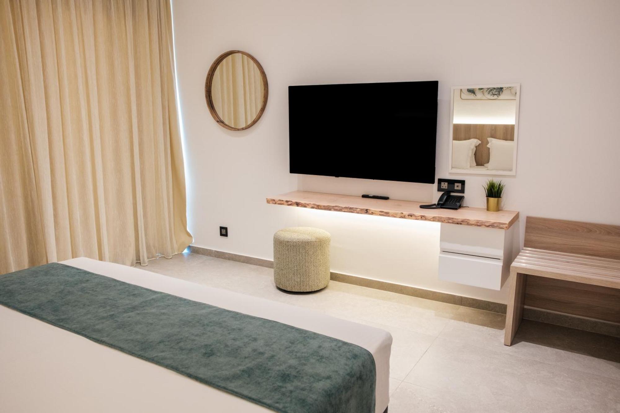 Abacus Suites Agia Napa Exterior foto